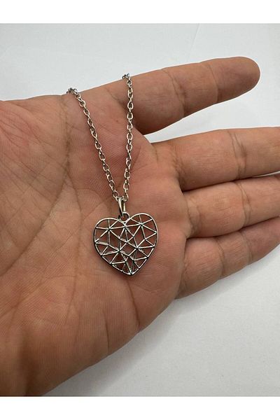 Herşey Nota Origami Folded Heart Unisex Necklace – the Meeting of Elegance and Art