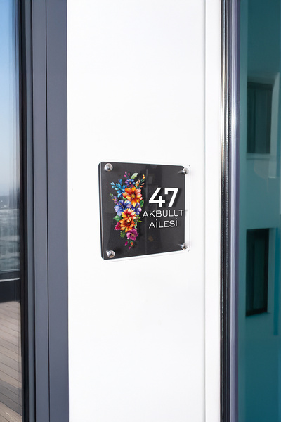Morimora Kişiye Özel Renkli Çiçekli Kapı İsimliği