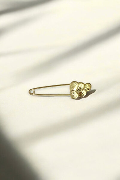 Trend aksesuar Metal Dokulu Yaprak Figürlü İğne Broş