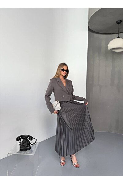 Bahar Altundemir Women's Buttoned Double Breasted Crop Blazer Jacket