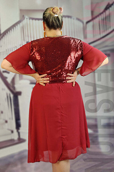 WildFashion Elegant evening dress with sequins and veil A768-81111