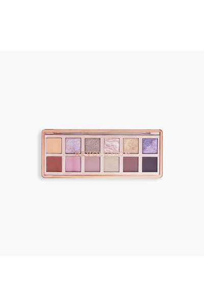 MAKEUP REVOLUTION The Smokey Icon Grunge Eyeshadow Palette