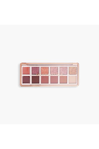 MAKEUP REVOLUTION The Smokey Icon Grunge Eyeshadow Palette