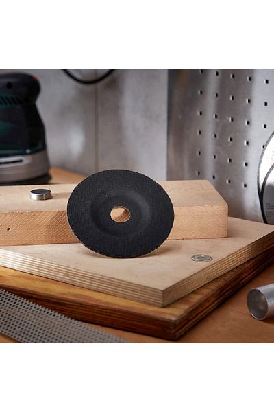 Bosch High-Speed Fast-Cutting Precisely Engineered Depressed Centre Metal Cutting Disc Black 2.5 x 125mm