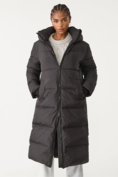 Stradivarius Long puffer coat