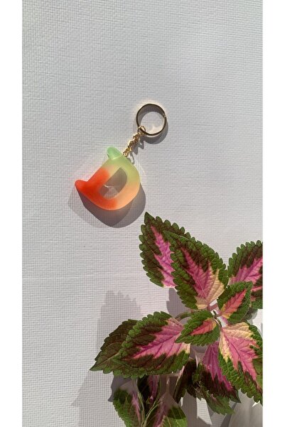 MISS GOLDEN سلسلة مفاتيح ملونة على شكل حرف D مع إكسسوارات ذهبية مصنوعة يدويًا...