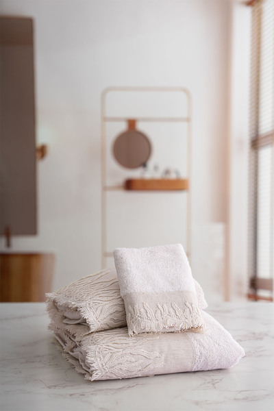 Nazik Home Рушник для обличчя з кораловим оздобленням та бахромою (50 x 90 см)