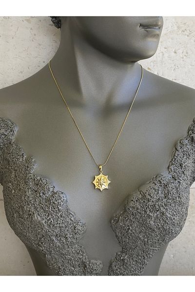 Lucios Golden Craftsmanship Compass Necklace (44 cm)