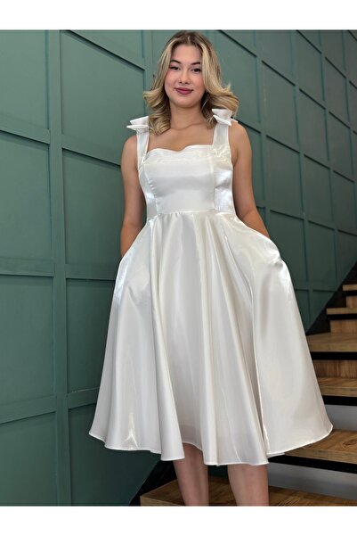 Dans Kadın Kurdale Detaylı Parlak Saten Kare Yaka Elbise