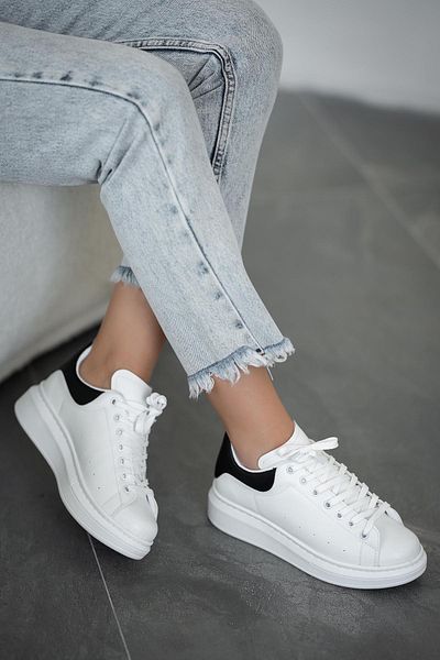 Parponi Queen Lace-Up Women's Leather Sports Shoes White Black