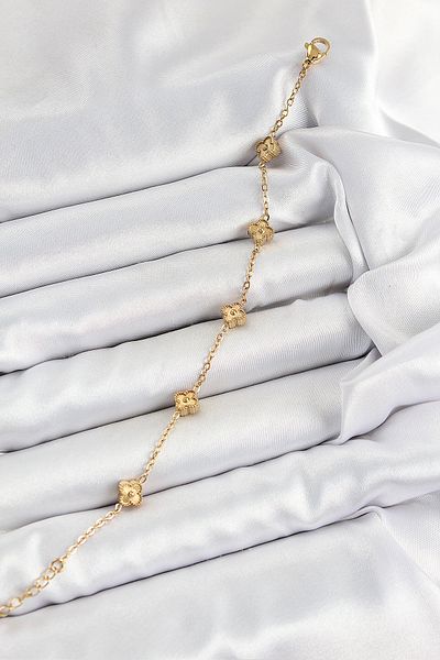 BESKAR 316L Steel Clover Model Gold Color Women's Bracelet