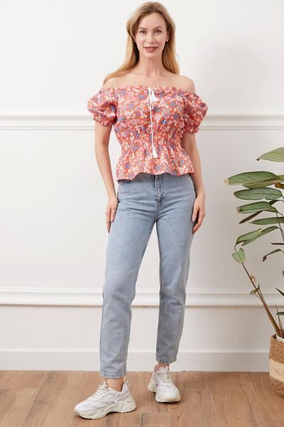 Skygo Madonna Collar Floral Blouse
