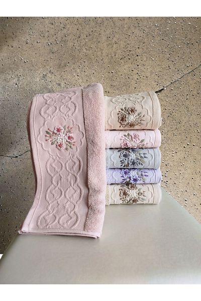 Fiesta Elite Handcrafted 3D Embroidered Boxed 50X90 cm 100% Cotton