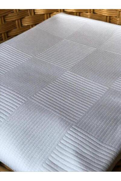 Genel Markalar Büyük Dama Desen Tek Kişilik Pike 160x230 - Beyaz