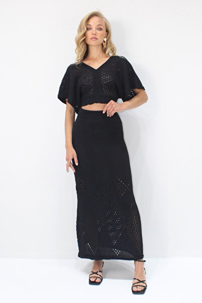 Trend Alaçatı Stili Women's Black Deep V-Neck Ethnic Pattern Hole Openwork Knitwear Crop Blouse and Skirt Set Alc-X14001