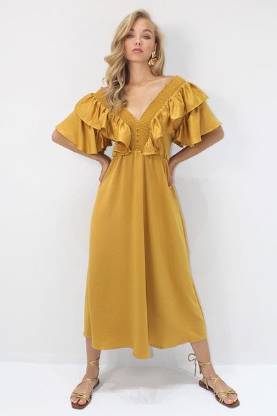 Trend Alaçatı Stili Rochie țesută de damă cu guler de muștar și talie cu volan și centură ALC-X8559