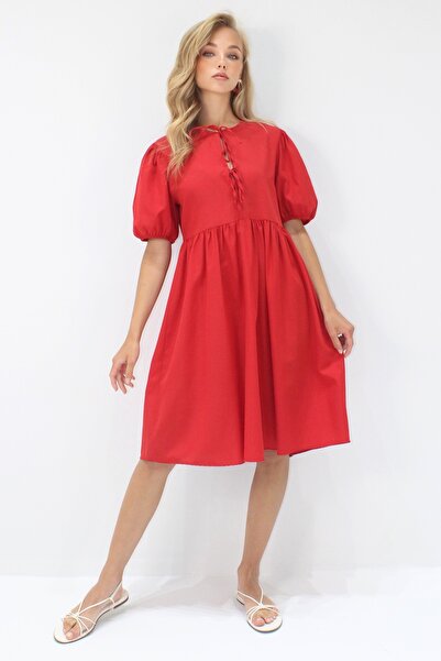 Trend Alaçatı Stili Dámské červené šaty s výstřihem na zavazování Detailní melounový rukáv Bidi Boy Poplin šaty ALC-X14222