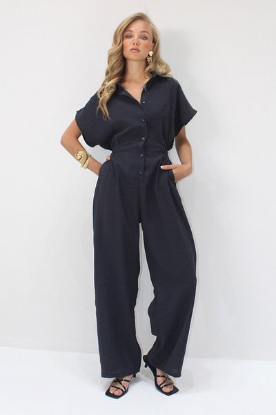 Trend Alaçatı Stili Women's Black Shirt Collar Button Double Pocket Tensel Fabric Jumpsuit Alc-X14211