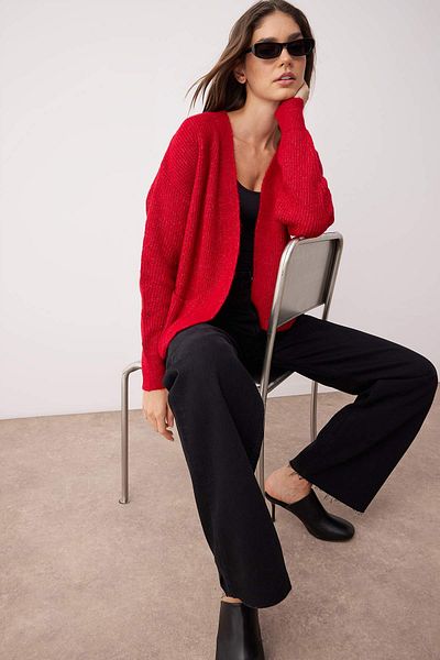 Trendyol Collection Red Wide Fit Soft Textured Pocket Detailed Knitwear Cardigan Twoaw24Hi00133