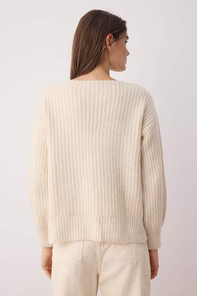 Trendyol Collection Beige Collar Shirt Garnished Soft Textured Wide Fit Knitwear Cardigan Twoaw26Hi00058