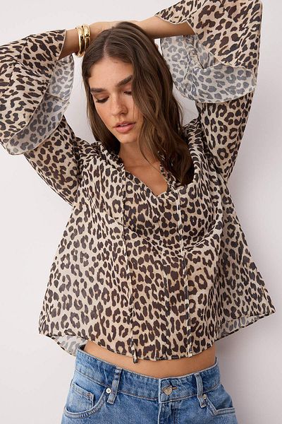 Trendyol Collection Multicolored Flounce Sleeve Leopard Print Woven Blouse Twoaw26Bz00054