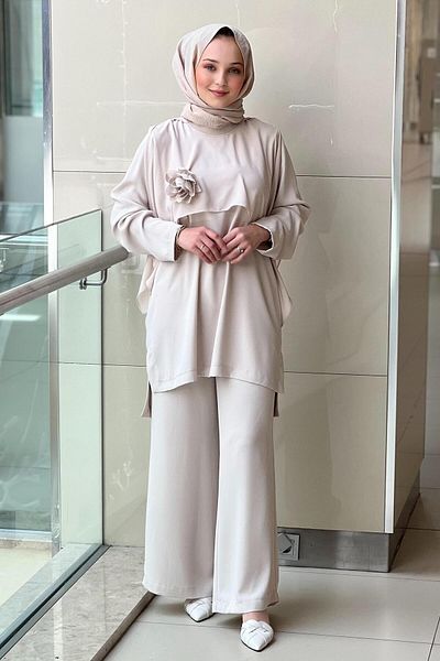 Nuss Tunic, Cap and Slit Trousers Suit
