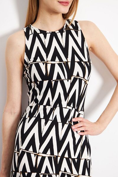 armonika Weiß-schwarzes ärmelloses langes Kleid - Rundhalsausschnitt und Schlitz ARM-23Y001090