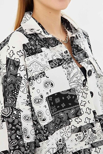 armonika Γυναικείο πουκάμισο με λευκό σχέδιο με λεπτομέρεια τσέπης ARM-25K 001071