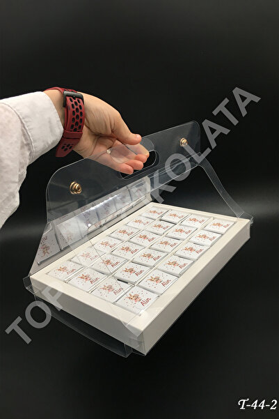 KAKAO AĞACI 98 Adet Çantalı Karton Kutuda Elbiseli Tavşan Kız Bebek Çikolatası