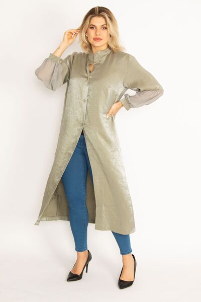 Şans Γυναικείες υφασμάτινες μανσέτες μεγάλου μεγέθους πράσινες Lurex με λεπτομέρεια σιφόν Judge γιακά μπροστά με κουμπιά μακριά κάπα 65n28483