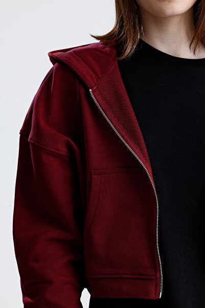 Sofist İstanbul Bordo Essentials Fit Kadın Zip Hoodie %100 Pamuk Kapüşonlu Düşük Omuzlu Fermuarlı Kanguru Cepli