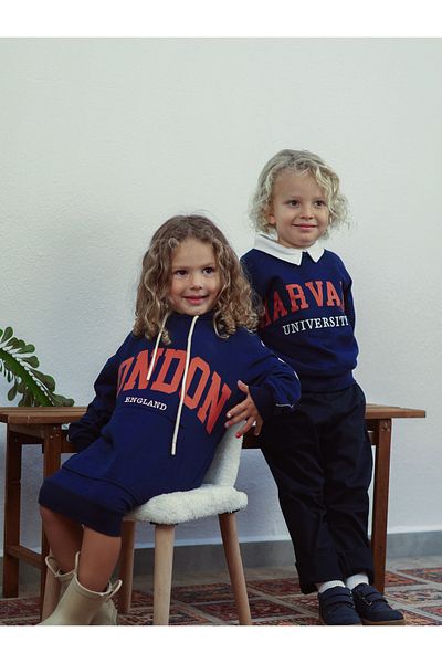 rg kidsstore Rochie hanorac confortabilă cu glugă pentru fete