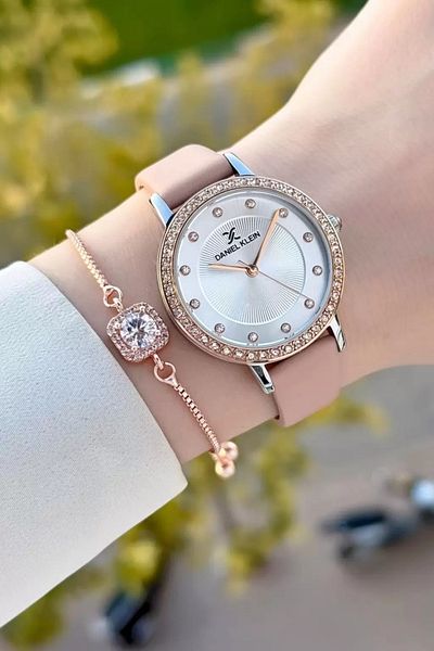 Daniel Klein Case Rose Cord Powder Color Adjustable Cord Women's Wrist Watch and Gift Bracelet