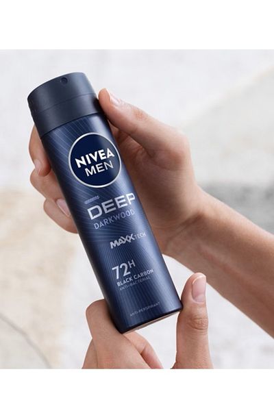 NIVEA Men Deep Black Carbon - 72h Antiperspirant For Men Deo Spray 200ml X3pcs