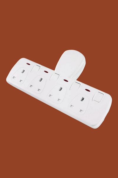 Kistenmacher 3250W 4-BS Socket Lightweight Fast-Charging Compact Wall Socket Adapter White