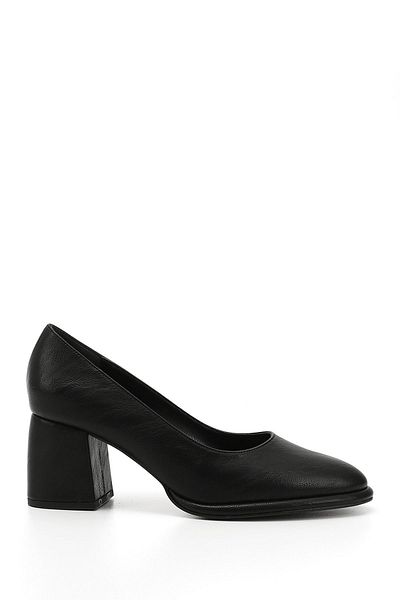 GÖNDERİ(R) Women / Girls Black Medium Thick Platform Heeled Shoes