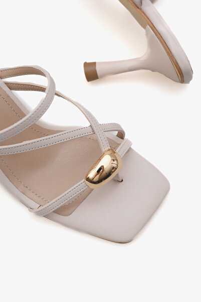 LOJO Dámské zlaté páskové denní pantofle na podpatku s přezkou lary