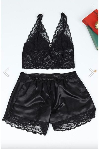 NBB Set pantaloni scurți din satin cu bustieră din dantelă, negru 3398