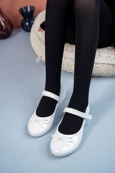 epaavm Mustache Bow White Girl's Shoes