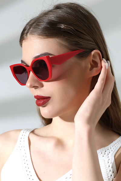 Lozzo Women's Oval Red Colored Glass Matte Sunglasses Waiter Size 23047-3 C9 m