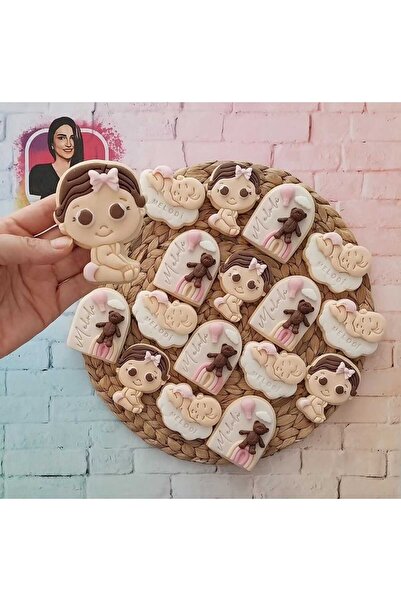Tatlı Armağanlar Yenidoğan Kız Bebek İsimli Bulutta Uyuyan Bebek ve İsimli Ayıcıklı Butik Kurabiye - 20 Adet