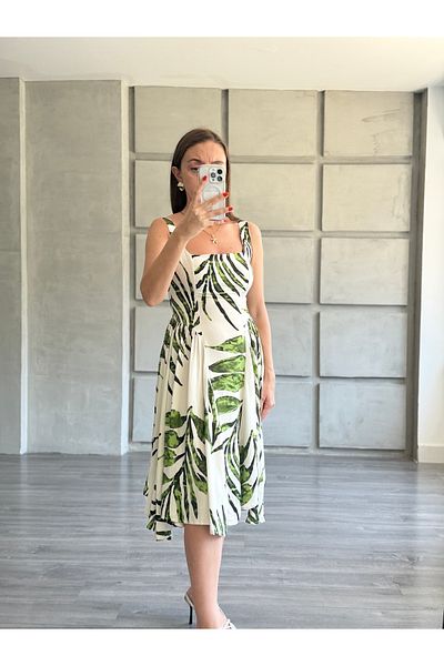 BETULAKSUBUTİK Leaf Patterned Flared Skirt Dress