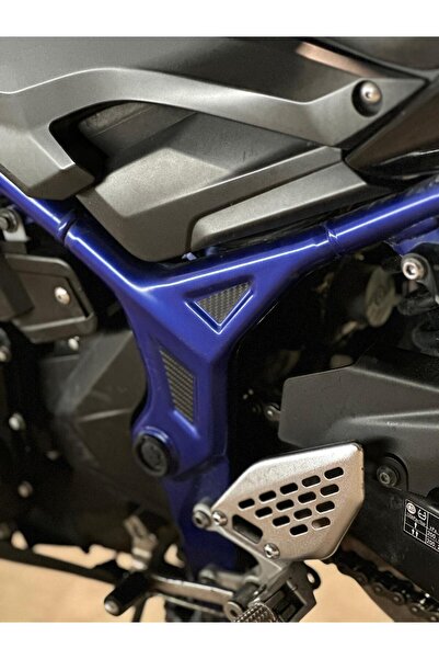 Motiker Yamaha YZF R25-R3 Şase Üzeri Karbon Detay Sticker Etiket Modeli