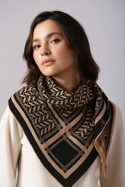 Sebir Moda Triangle Patterned Knitwear Shawl