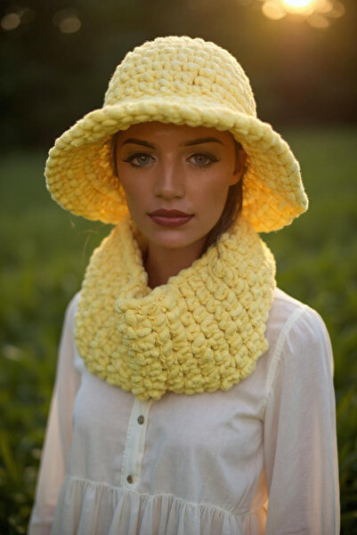 Zuviel Deco Handmade El Yapımı Örgü Puffy Chunky Peluş Şapka Ve Boyunluk Seti...