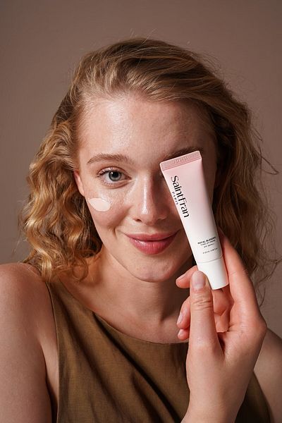 SaintFran Tone up Cream Spf28 Pa++ |   Skin Tone Equalizer & Radiant Appearance |   Makeup Base |   25 ml