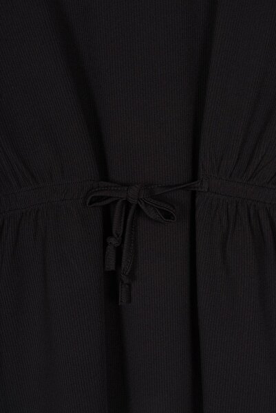 zepkids Crew Neck Black Color Girl's Thai Suit