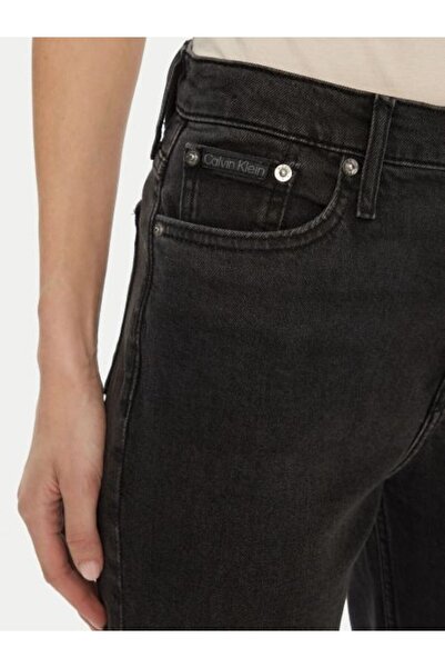 Calvin Klein MOM JEAN