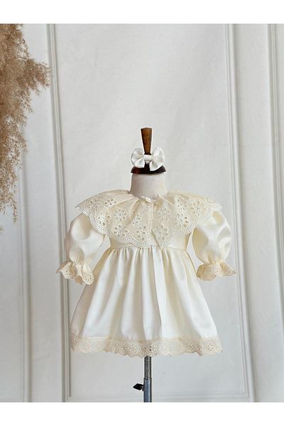 Hobidik Set rochie pelerina margarete crem pentru copii