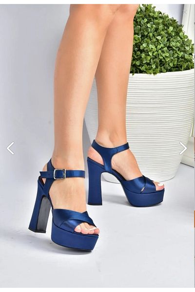 E&L Company Very High Net 16cm Is a Balanced Shoe of Navy Satin.